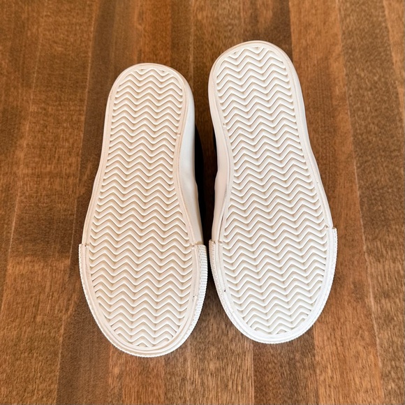 NWOT Joe Fresh Slip On Shoes - Picture 3 of 4